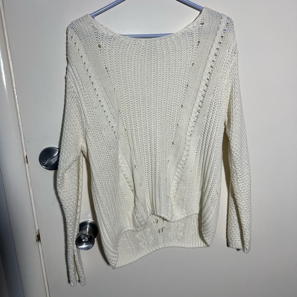 Forever 21 Ivory Knit V-Neck Sweater - Picture 6 of 7